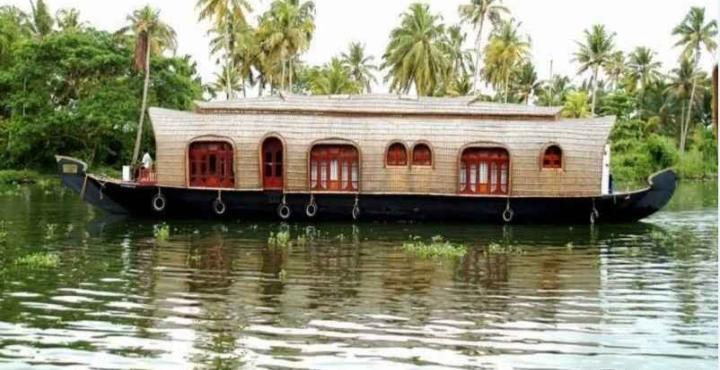 Aqua Jumbo Houseboats Hotel Kumarakom Kültér fotó