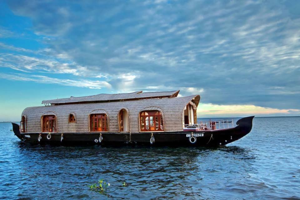 Aqua Jumbo Houseboats Hotel Kumarakom Kültér fotó